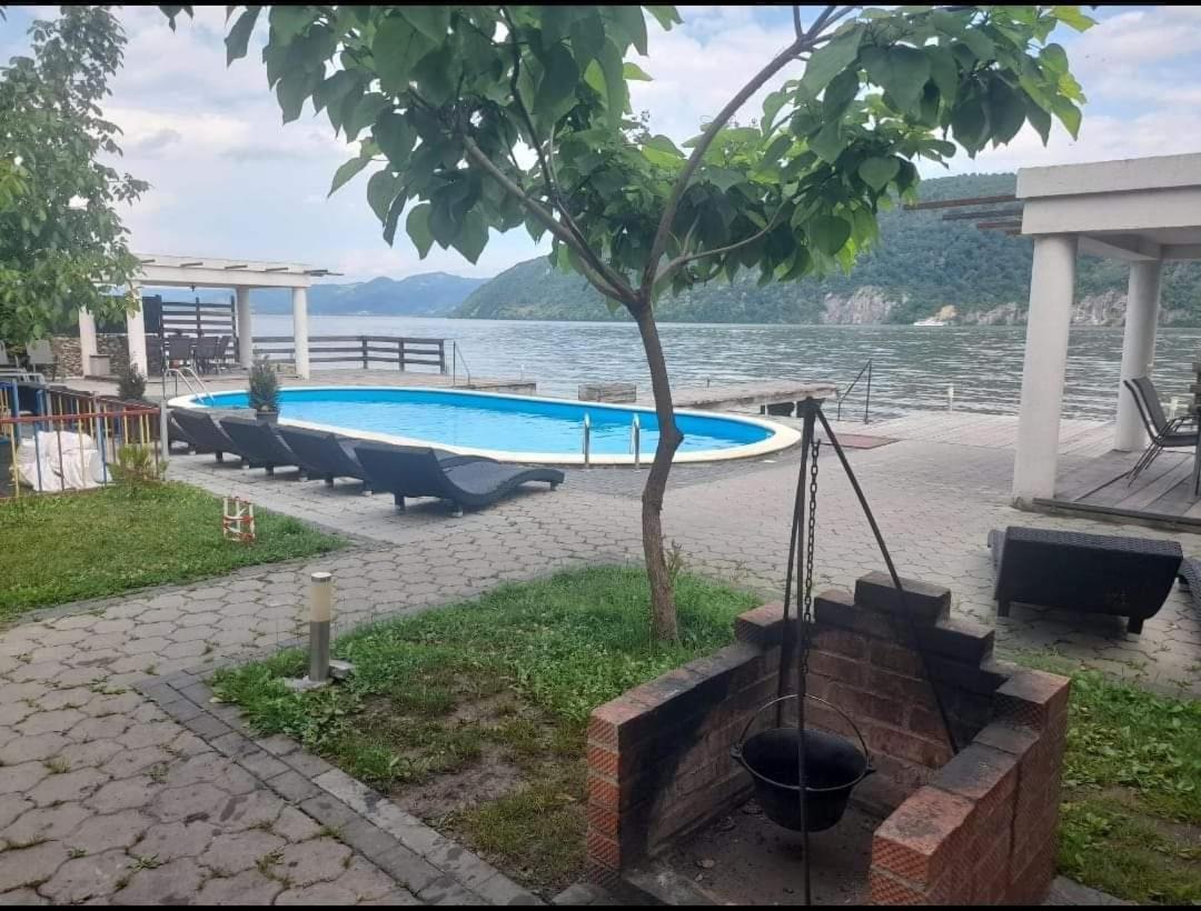 Exclusive Villa Eselnita Exterior photo